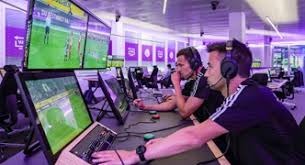 NBA消息：湖人三分22%惨败国王！旧将狂轰48分，东契奇42分难救主